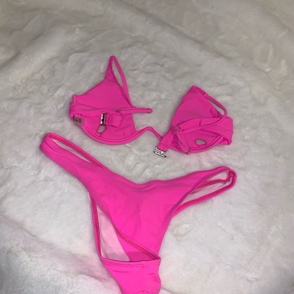 Bathing suit - Picture 2 of 2